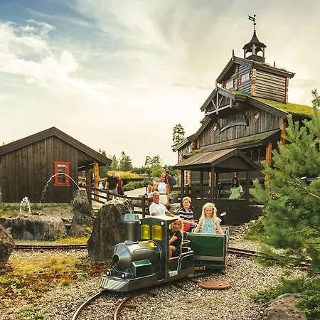 I Med Gratis Parkering Apartment Lillehammer